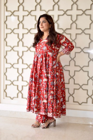 32 Kali Anarkali